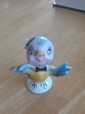 Vintage Japan Blue Bird Salt Pepper Shaker W/ Jeweled Eyes